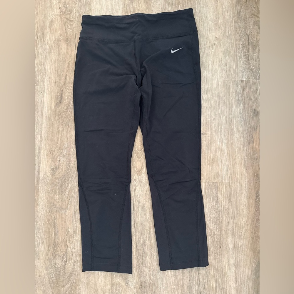 Nike Black Dry Fit Cropped Leggings